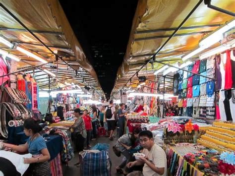 fake goods market bangkok